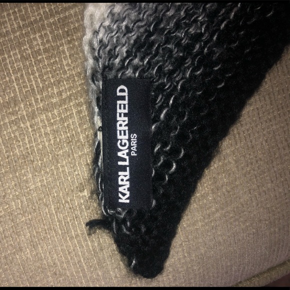 Knitted Karl Lagerfeld Scarf - Picture 2 of 3